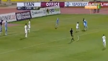 Știrea zilei! :) Surdu a marcat un super gol pentru Apollon! Cum a continuat faza din imagine! VIDEO