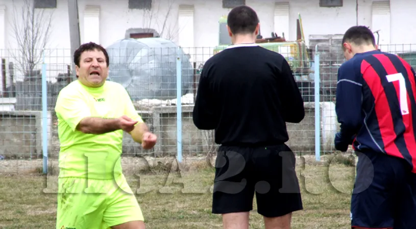Derby încheiat după doar 13 minute de joc.** Antrenorul protestatarilor: 
