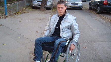 Torje se face "șofer cuminte"! S-a alăturat campaniei "Accidentele se pot întâmpla oricui. Ai multă grijă în trafic!"