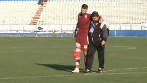 FOTO | Tudorie s-a operat și începe recuperarea, după ruptura de ligamente încrucișate! "Îmi e dor de colegi și de fotbal"