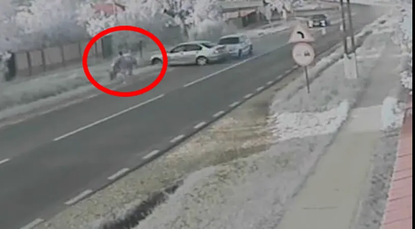 ACCIDENT ȘOCANT în România! VIDEO +18. N-au avut nicio vină și nicio șansă! ZDROBIȚI pe șosea: