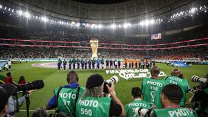 Anomalia din Qatar! Stadioanele sunt goale, dar organizatorii furnizează cifre cu mult peste capacitatea arenelor! Suporterii fac haz de necaz: „Fanii sunt la coadă la bere!”