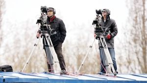 Digi și Dolce i-au "tras-o" lui Mitică!** Doar 3 pachete din cele 9 au fost vândute