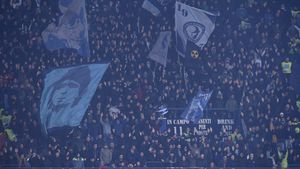 Ultrașii lui Napoli nu vor să vină la meciul cu Barcelona! Va fi "cea mai scumpă partidă" din istoria arenei San Paolo, iar pentru Messi e o premieră