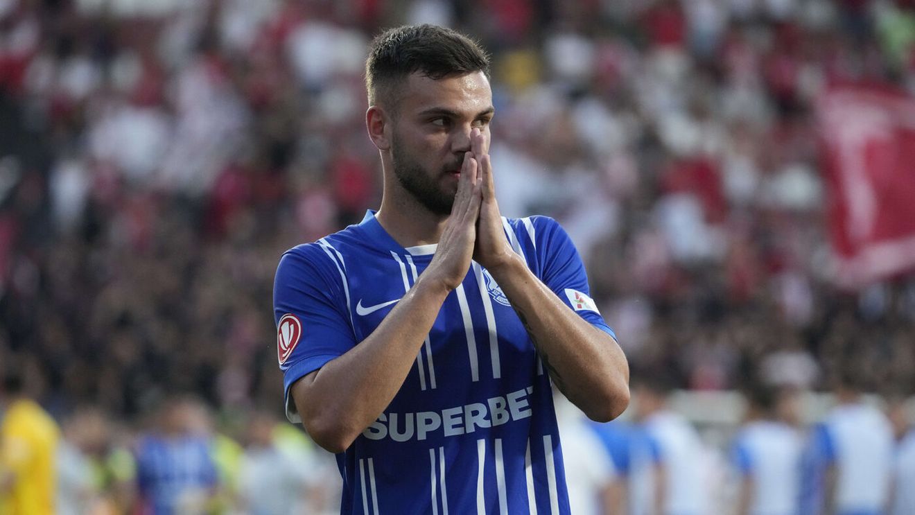 Ce se întâmplă cu Cojocaru după ciocnirea traumatizantă cu Hindrich: „Are probleme la cap şi la umăr”