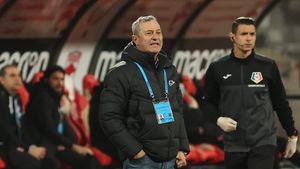 Cum a fost «lucrat» Mircea Rednic la Dinamo: „«Îmi pare rău, dar nu știți clauza aia? Ia uitați-vă mai bine acolo!» Așa a fost, știe toată lumea!” | VIDEO EXCLUSIV ProSport Live