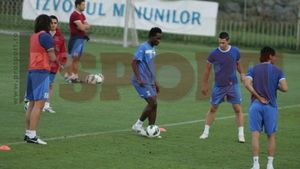 Au uitat de el pentru că au vrut să dea lovitura pe piața transferurilor!** Acum poate fi salvatorul CFR-ului: "Am avut ghinion!" Visul unui atacant al Clujului