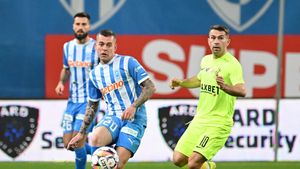 Problema descoperită de Mirel Rădoi după sosirea la Universitatea Craiova: „Nu pot să încep cu amândoi"