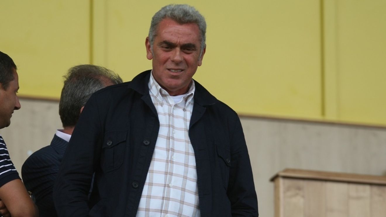 Ioan Neculaie: **"Maniera de arbitraj a lui Hațegan a fost mizerabilă! Am vrut să scot echipa de pe teren!"