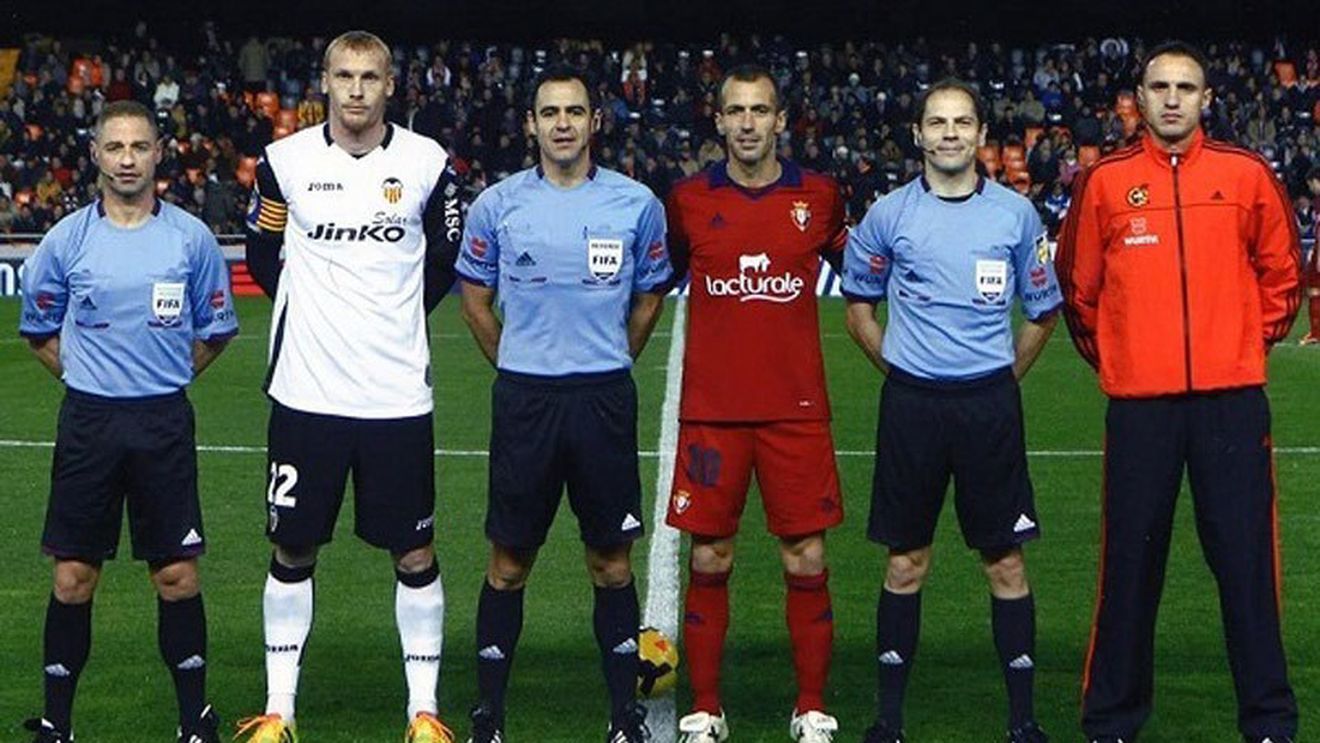 Românul care oficiază pe Camp Nou: "De Messi nu mi-e frică, e prea corect!"