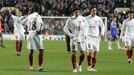 "N-aveți caracter!"