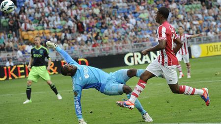 Ce nebunie a fost pusă la cale în Vestul Europei.** Două țări își dau mâna pentru a-și uni campionatele.** Inițiativa care schimbă harta fotbalului: "Cluburile sunt de acord"