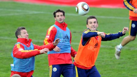 Un fost internațional sare la gâtul patronilor din Liga 1: "Nu știu de ce tot dăm salariile astea de 20.000. Cel mai mare salariu ar trebui să fie de 7.000 de euro, maxim! Eu am luat campionatul cu 5.000 de euro pe lună, oameni buni!"