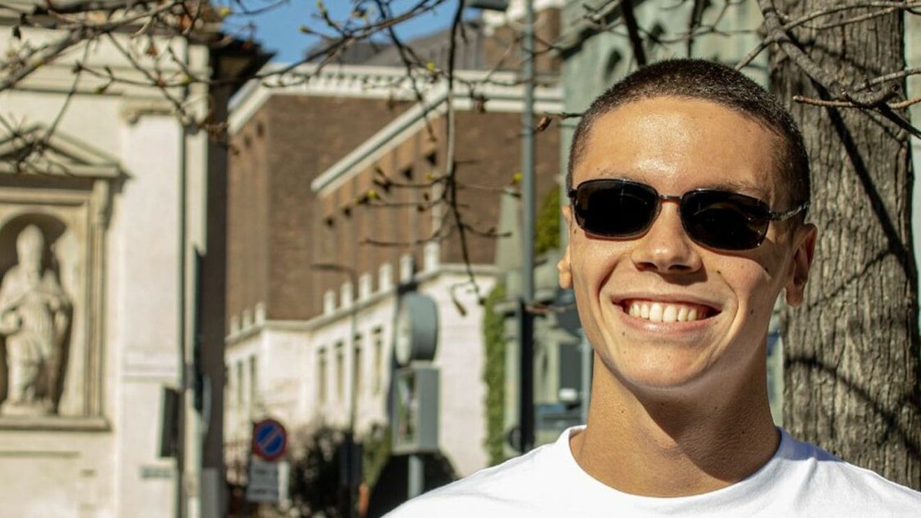 Ce telefon şi-a cumpărat David Popovici, cu 100 de lei