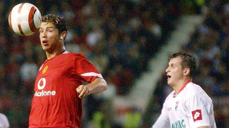 El a fost trimis în visare când a jucat pe Old Trafford: "Când intri pe gazon, te ia amețeala!"** Sfatul lui Andone pentru Dorinel Munteanu