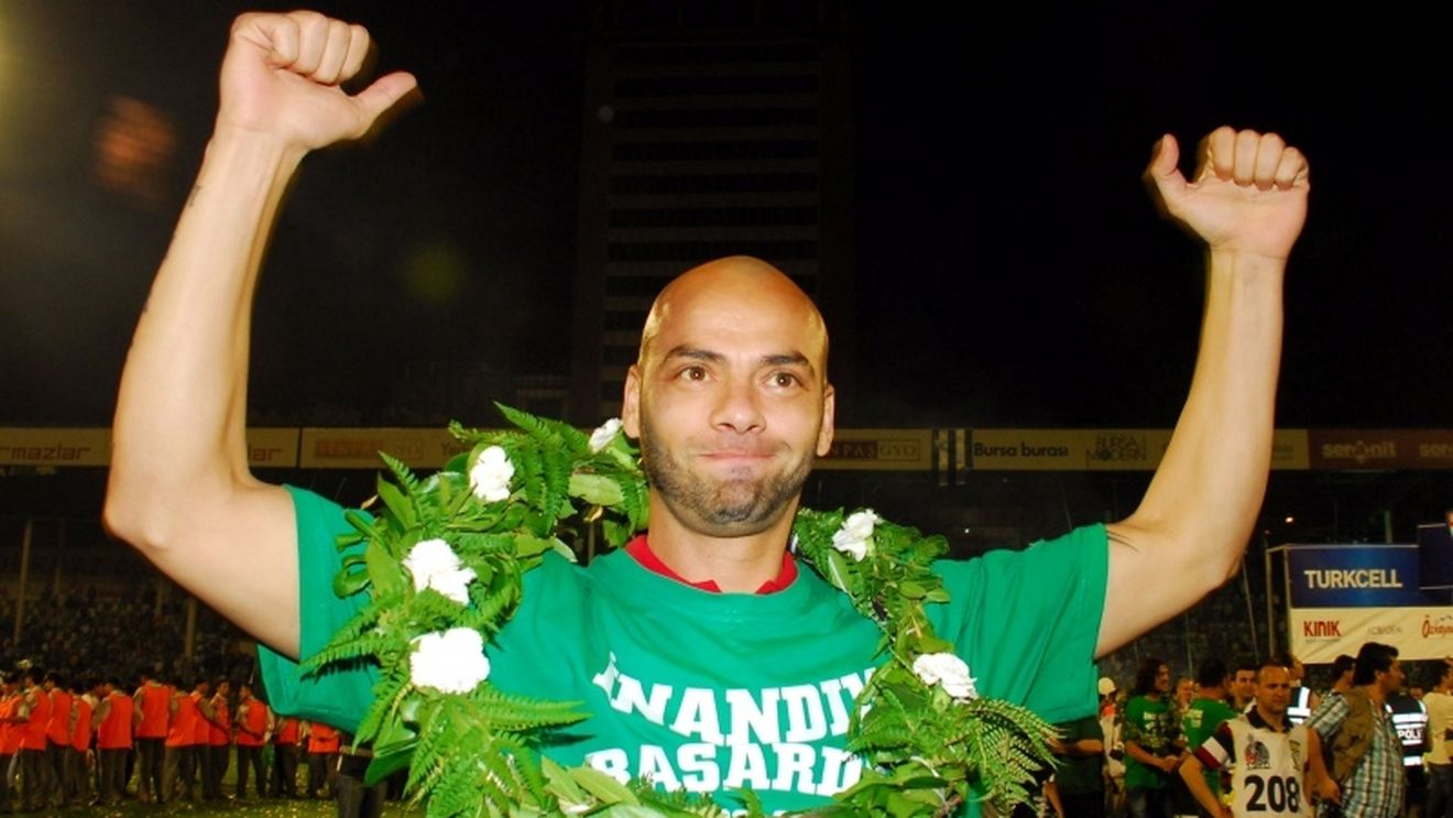 "Am făcut istorie cu Bursa, dar titlurile cu Dinamo sunt mai importante"