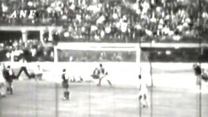 Inspirați de Petrolul!** VIDEO DE COLECȚIE! Remember '65: cum să învingi pe Liverpool la diferență de 2 goluri!?
