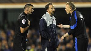 "Ne-au arătat degetul după ce am pățit acolo! N-am mai fost niciodată atât de jos"** Echipa care a plecat NĂ‚UCITĂ‚ de la București. VIDEO