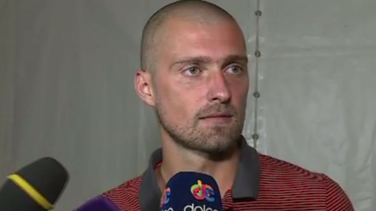 Ionuț Popa, în stil propriu despre selecția la națională. "El trebuie să fie acolo chiar dacă bea 10 litri de vin... E cel mai bun din țară!" Cum îl "motiva" pe Bâlbă când îi era elev :)