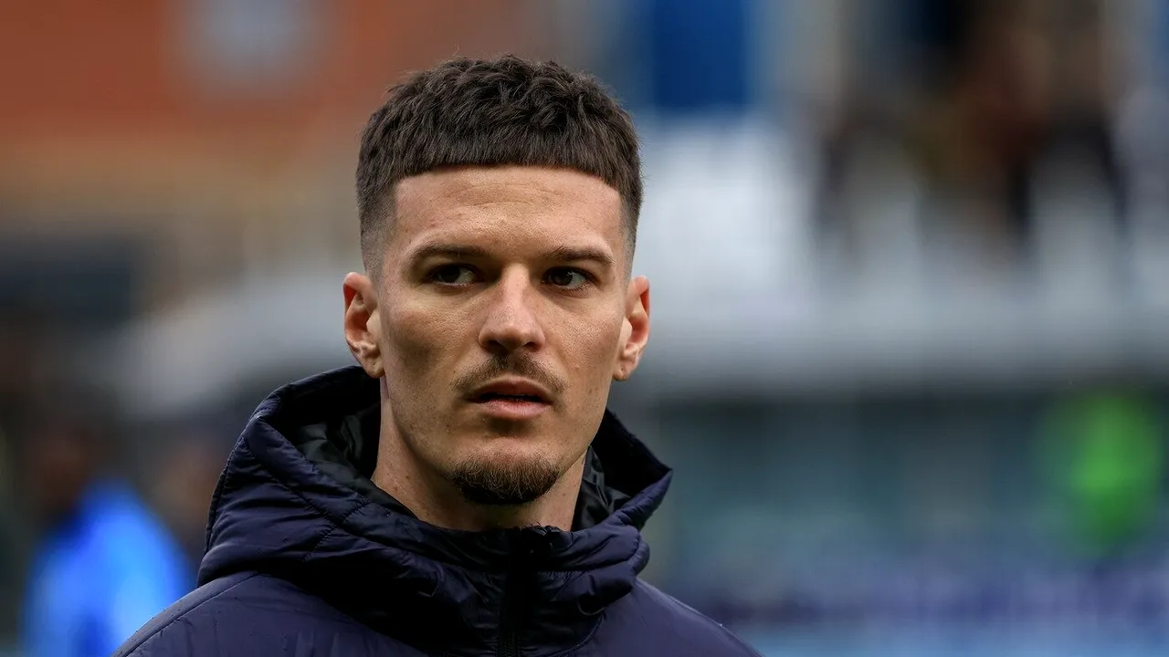 Ce făcea Dennis Man în timpul meciului Atletico Madrid - Real Madrid