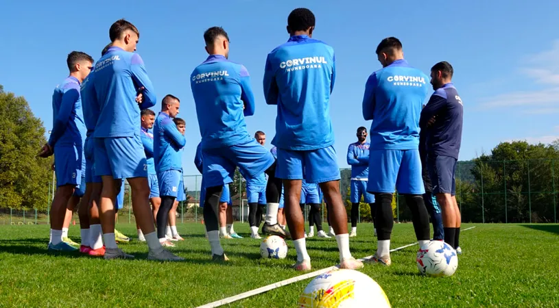 Corvinul este, teoretic, mare favorită la victorie contra FC Bacău. Florin Maxim apreciază echipa lui Costel Enache: ”Dacă te simte că o lași să joace, chiar joacă”