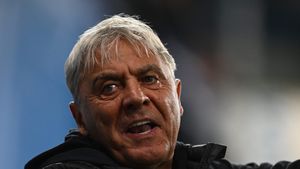 Noi dezvăluiri ale oficialilor de la U Cluj: „Sorin Cârțu ne-a înjurat de familii, și-a băgat, și-a scos. Pe mine m-a scuipat, l-a insultat și pe Neluțu Sabău”