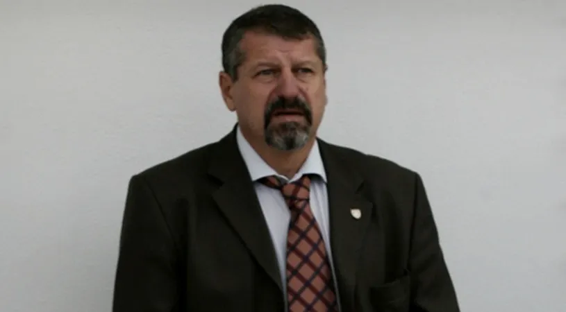 Farul Constanța** și cei care i-au condus destinul