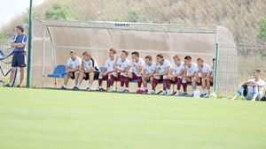 Situație disperată la Rapid: "Jucătorii sunt neplătiți de 5 luni, nu se antrenează până când patronii nu discută cu ei"