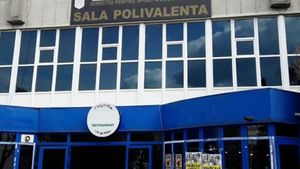 Primarul Iașiului se laudă cu cârpeala din Sala Polivalentă | FOTO Cum arată "ingineria" 