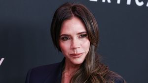 „Mi-am dorit cu disperare să fiu plăcută”. Apare la Netflix filmul cu Victoria Beckham despre viața ei tumultoasă