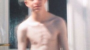 Sportul l-a transformat total. FOTO: Cum s-a schimbat un puști anorexic după ce a început să meargă la sală