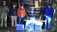 INCREDIBIL! Autocarul brazilienilor de la Sao Paulo, prins de polițiști cu 90 de kilograme de marijuana la bord