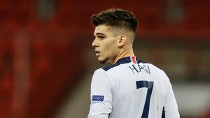 Ianis Hagi, dorit de Istanbul Bașakșehir! Modalitatea prin care vrea să-l transfere campioana Turciei