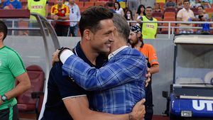 "Ori mă lași să plec, ori mă las de fotbal!". Becali i-a INTERZIS șansa carierei lui Rădoi! "A fost cea mai mare dezamăgire"