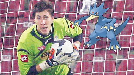 Fanii lui City, confuzi la debutul lui Pantilimon!** Cum l-au poreclit și care e cea mai mare ENIGMĂ‚ a suporterilor