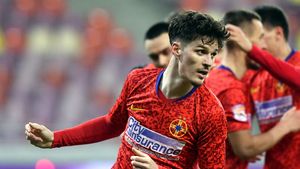 Dennis Man „fura” privirile încă de la 15 ani! Cine l-a remarcat la o vârstă „fragedă”: „Mamă, ce jucător e ăsta!”