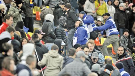 Începem cu pumni, terminăm cu picioare!** BESTIILE: Forțele de ordine au reușit să provoace iar haos la stadion