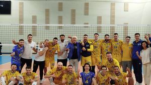 Thriller la Brașov. Corona Brașov a trecut cu mari emoții de Volley Schonenwerd și continuă să viseze la grupele Ligii Campionilor. Reacția lui Laurențiu Lică