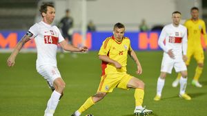 Cei de la Malaga și-au trimis scouterii la Rapid - Pandurii pentru un jucător pe care-l vrea și Steaua!** Toulouse este și ea interesată