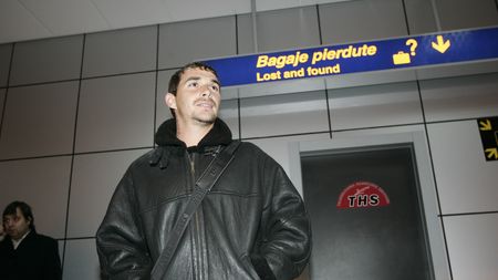 "Nu ai jucat nimic! Plângi la FIFA!"**