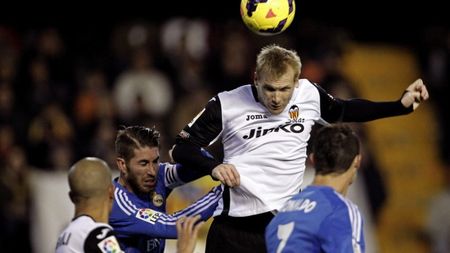 Barcelona a găsit înlocuitor pentru Puyol: ofertă pentru francezul Jeremy Mathieu, de la Valencia