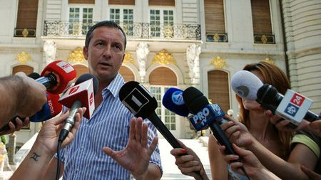 Meme Stoica anunță noi transferuri la Steaua!** "Vine sigur un fundaș! Nu e Mățel sau Ogăraru"