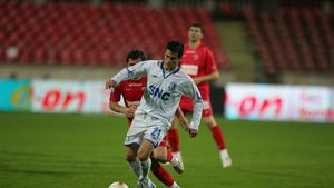 Pandurii l-au ratat pe Cosmin Băcilă