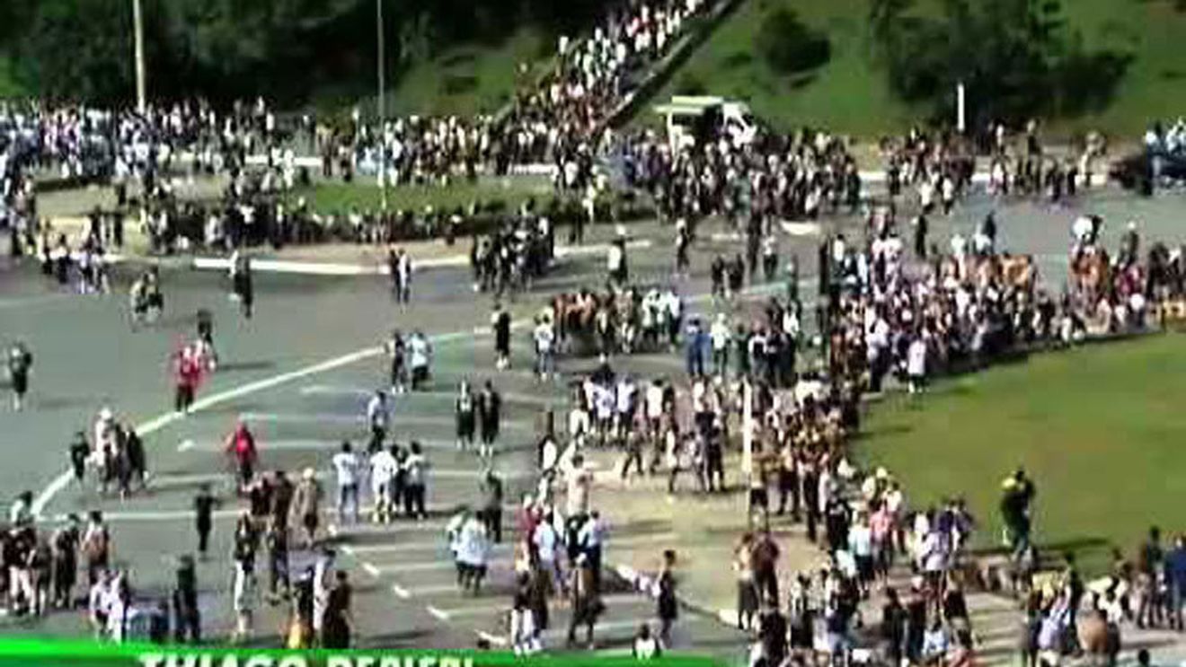 Un tânăr a decedat în confruntările dintre suporterii echipelor Palmerias și Santos