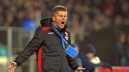 Bombă la Dinamo! Prunea a vrut să-l dea afară pe Uhrin după eșecul cu Clinceni, dar cehul a fost salvat de suporteri! EXCLUSIV