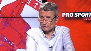 „Mulțumim pentru tot, Gheorghe Mulțescu!” Suporterii dinamoviști, gata să caute un nou antrenor: „Asta l-a făcut să cedeze”
