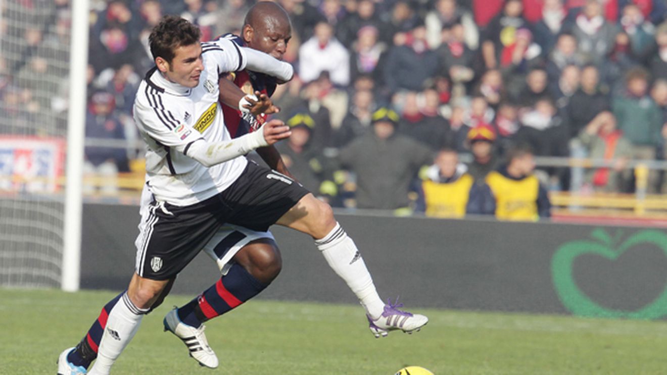 Cum a fost "reîncărcat" Mutu:** "Am dormit în aeroport pentru el!" Gest incredibil al șefului Cesenei: pariul care îl va reinventa pe atacant