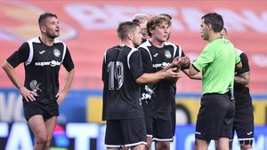 Talismanul lui Gigi Becali din Liga 1 e la centru! S-a stabilit brigada de arbitri pentru FC Botoșani - FCSB | EXCLUSIV