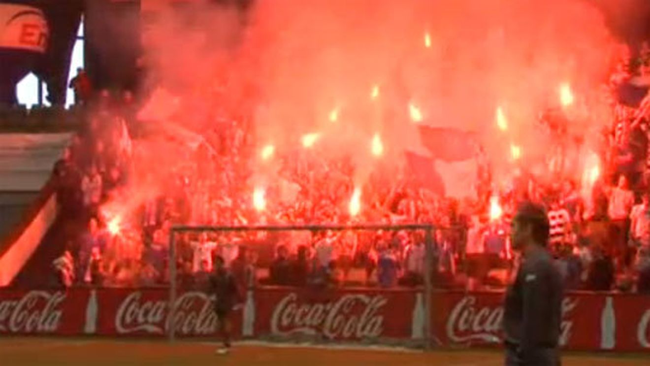 Echipele din Liga I ar fi invidioase! VIDEO** Atmosferă electrizantă la un meci U12!