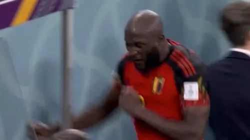 Romelu Lukaku și-a ieșit din minți după eliminarea Belgiei de la Cupa Mondială: a ratat ocazii monumentale și a spart tot ce i-a ieșit în cale! Thierry Henry l-a consolat | FOTO